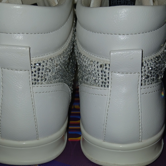 Aldo White and Red Heart Sneakers - Picture 2 of 4